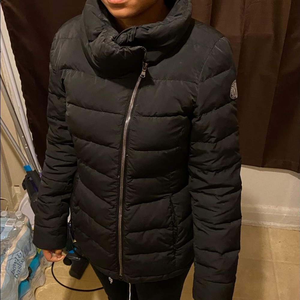 Black puff coat